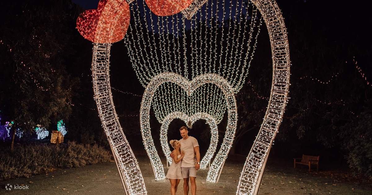 Hunter Valley Christmas Lights and Winery Tour from Sydney Klook India